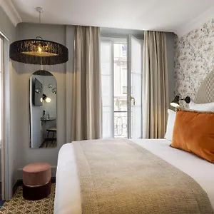 https://villa-la-ienne.fr-paris.fr